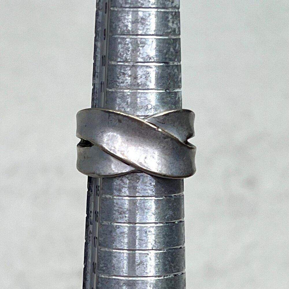 Premier Designs Crossroads Ring Crossed Entwined Silver Tone 6.5